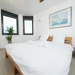 Appartement Rheinblick7 - Spektakulaerer Blick Auf Duesseldorfer Skyline - Ruhig Modern Privatparkplatz Aufzug - Anbindung An Messe Flughafen Hauptbahnhof Neuss