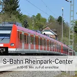 Appartement Rheinblick7 - Spektakulaerer Blick Auf Duesseldorfer Skyline - Ruhig Modern Privatparkplatz Aufzug - Anbindung An Messe Flughafen Hauptbahnhof