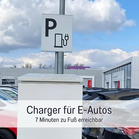 アパート Rheinblick7 - Spektakulaerer Blick Auf Duesseldorfer Skyline - Ruhig Modern Privatparkplatz Aufzug - Anbindung An Messe Flughafen Hauptbahnhof *