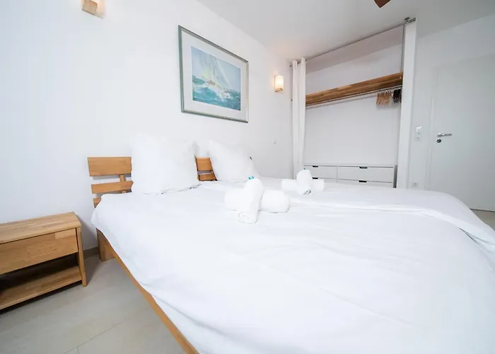 Rheinblick7 - Spektakulaerer Blick Auf Duesseldorfer Skyline - Ruhig Modern Privatparkplatz Aufzug - Anbindung An Messe Flughafen Hauptbahnhof * Neuss