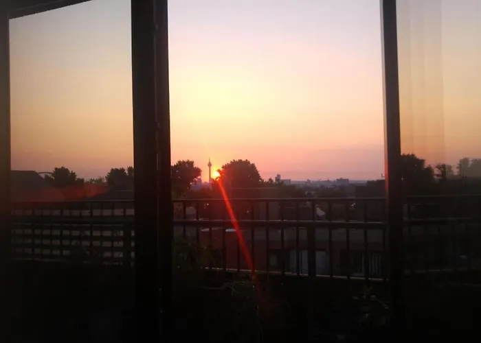 Lejlighed Rheinblick7 - Spektakulaerer Blick Auf Duesseldorfer Skyline - Ruhig Modern Privatparkplatz Aufzug - Anbindung An Messe Flughafen Hauptbahnhof *