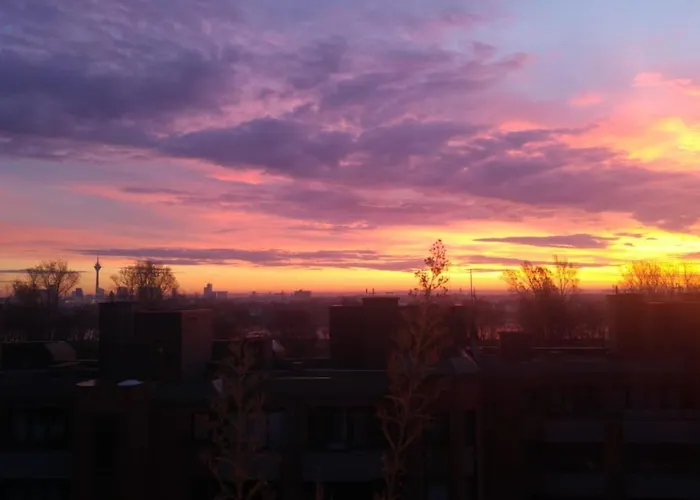 Lejlighed Rheinblick7 - Spektakulaerer Blick Auf Duesseldorfer Skyline - Ruhig Modern Privatparkplatz Aufzug - Anbindung An Messe Flughafen Hauptbahnhof